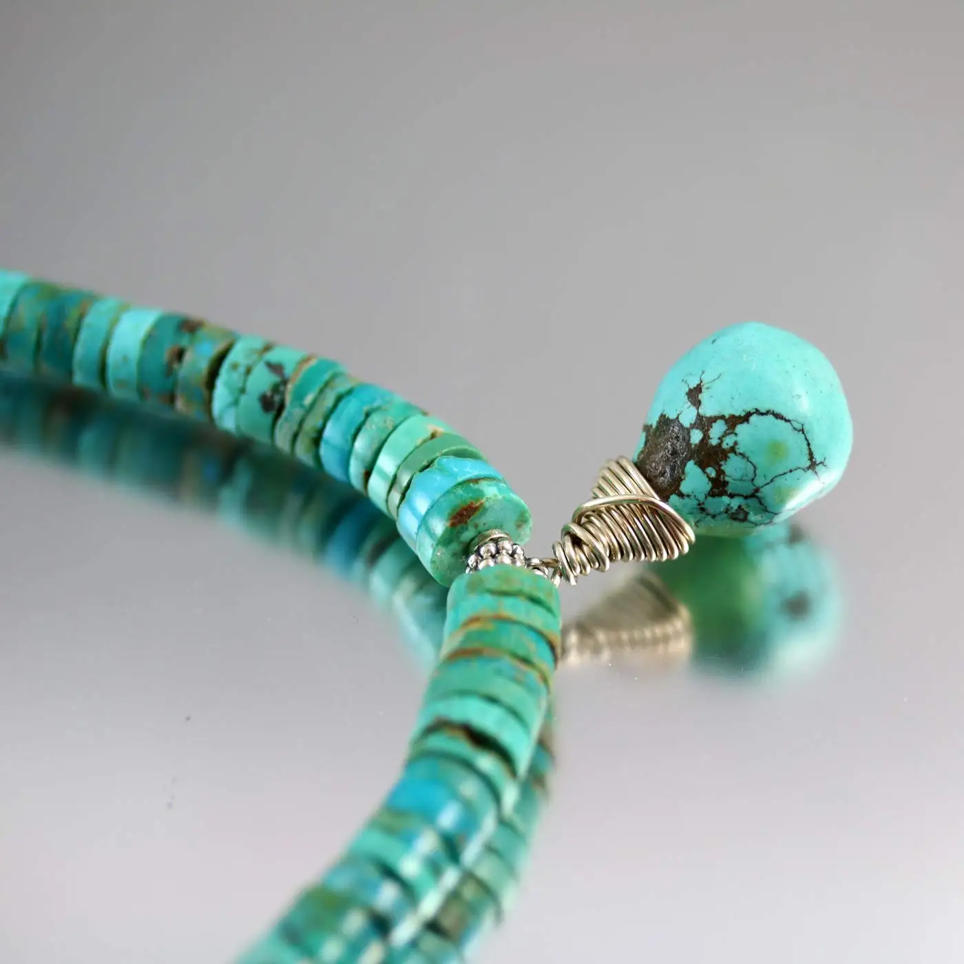 Bluejoy Genuine Natural Turquoise Graduating Heishi Necklace with Elegant Seed Spacer and Lobster Clasp