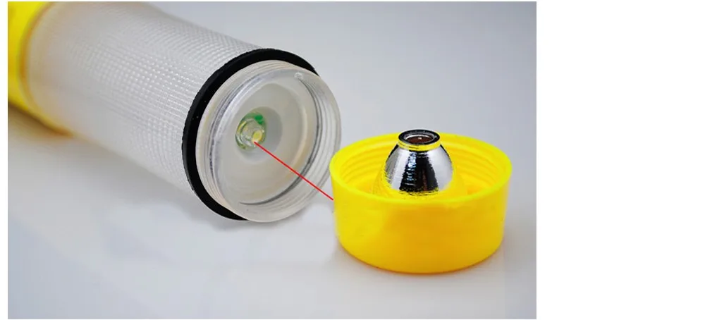 4-in-1 LED Flashlight Torch Belt Cutter  car safety emergency hammer