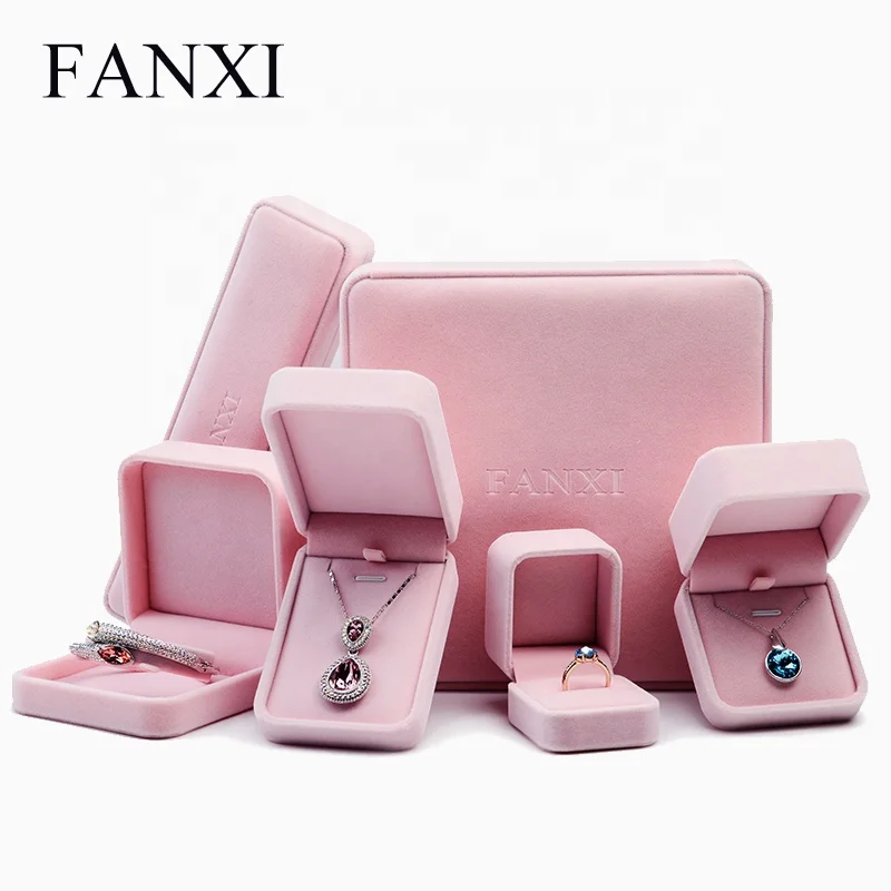 

FANXI Popular Logo Printed Stock Jewelry Gift Box For Earrings Bracelet Necklace Insert Custom Soft Pink Velvet Ring Jewelry Box, N/a