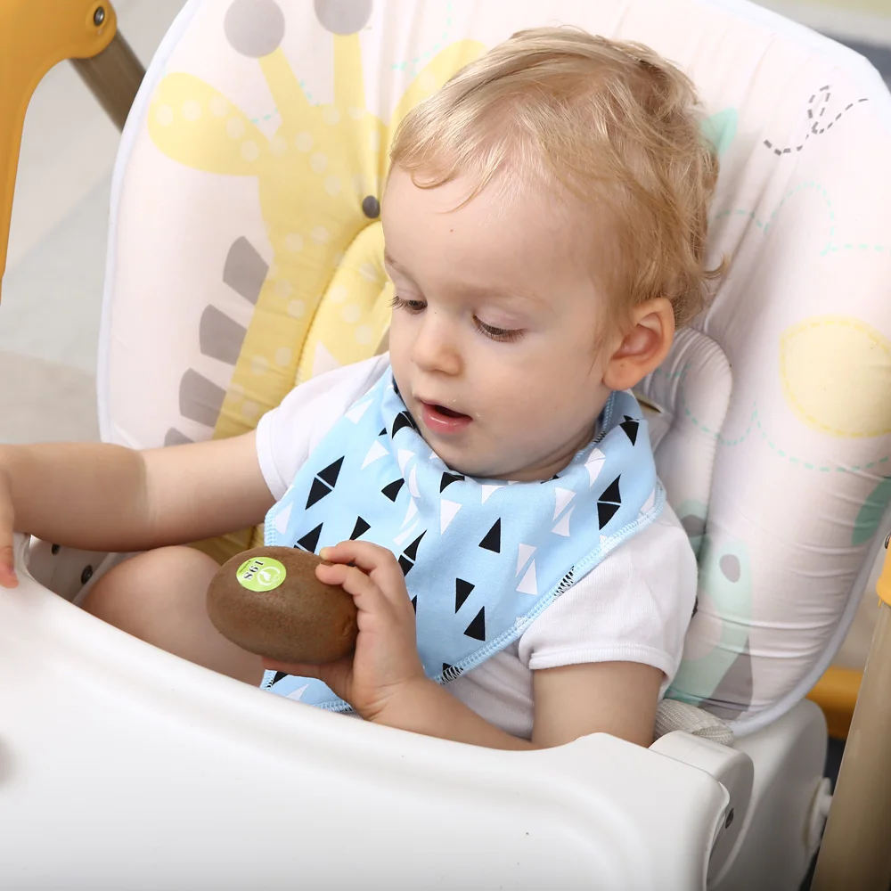 
Customized wholesales GOTS organic baby bibs for drooling and teething 