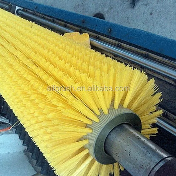 round nylon cleaning brush