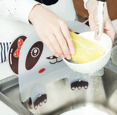 

Kitchen with cute panda shape pool Baffle Creative double suction cup prevent splashing, N/a