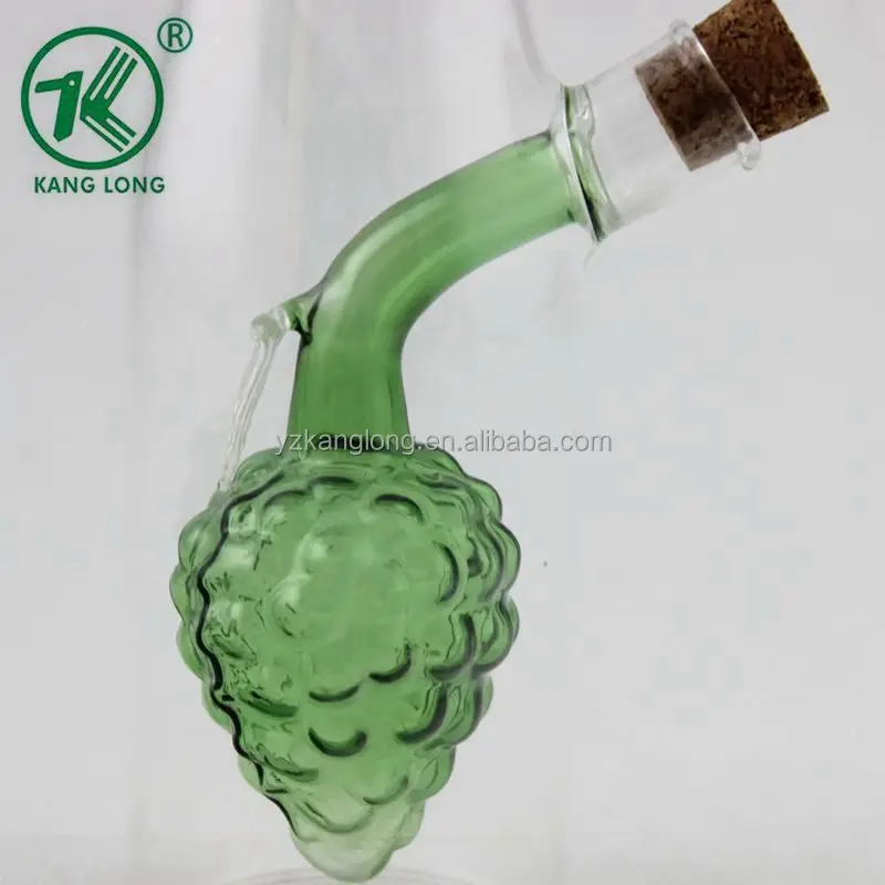 
Fruit Borosilicate Glass Bottle /Olive Oil and Vinegar Glass Bottle with Green Grapes Bottle Inside for cook 