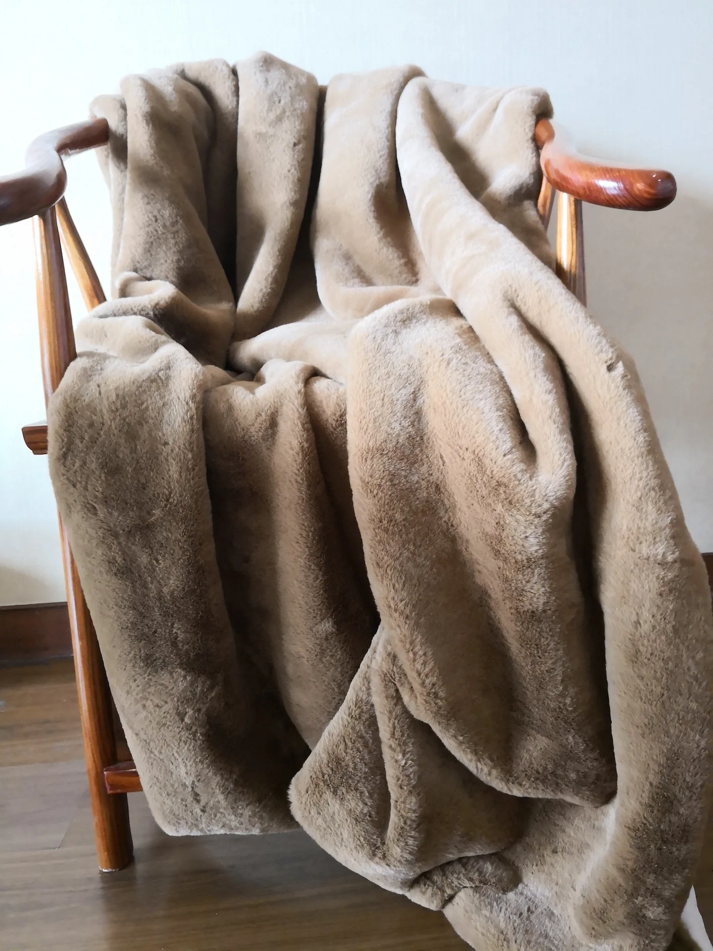 Stabile 2018 Luxury Faux Fur Throws Blanket Gray Rabbit Fur Luluthrows005 Buy Rabbit Fur