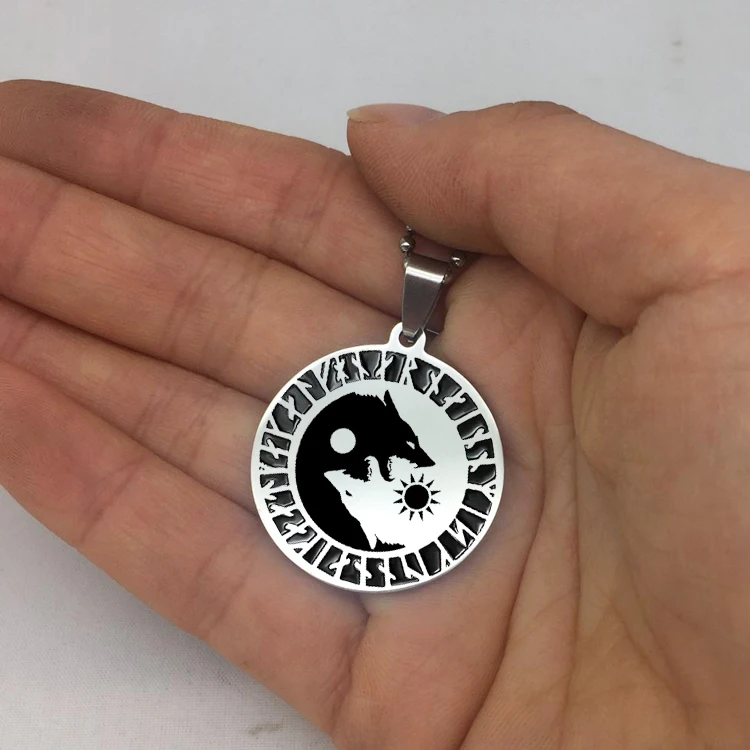 

Wholesale Price Jewelry Moon Sun Yin Yang Wolf Stainless Steel Disc Necklace for Men and Women YP6698