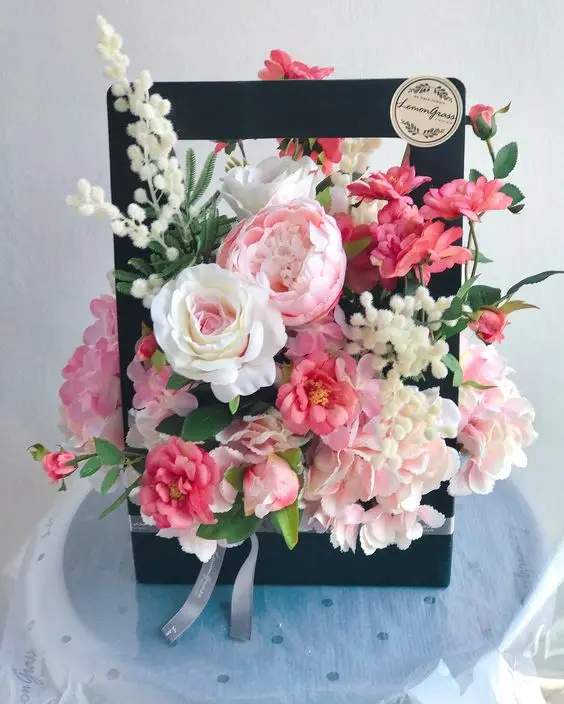 Wholesale Paper Flower Box Foldable Flower Gift Box Square Flower