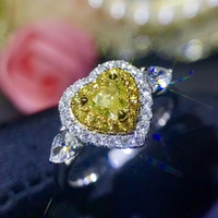 

Wholesale romantic heart shape wedding ring 18k Gold 0.35ct Natural Yellow Diamond Ring Jewelry