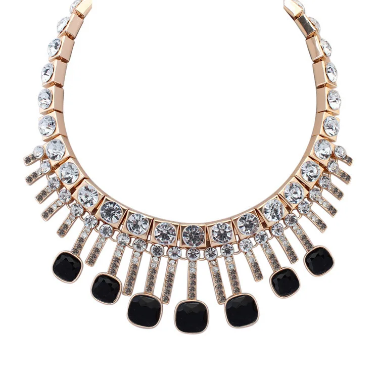 

Fashion statement necklace chunky statement necklace for party for women