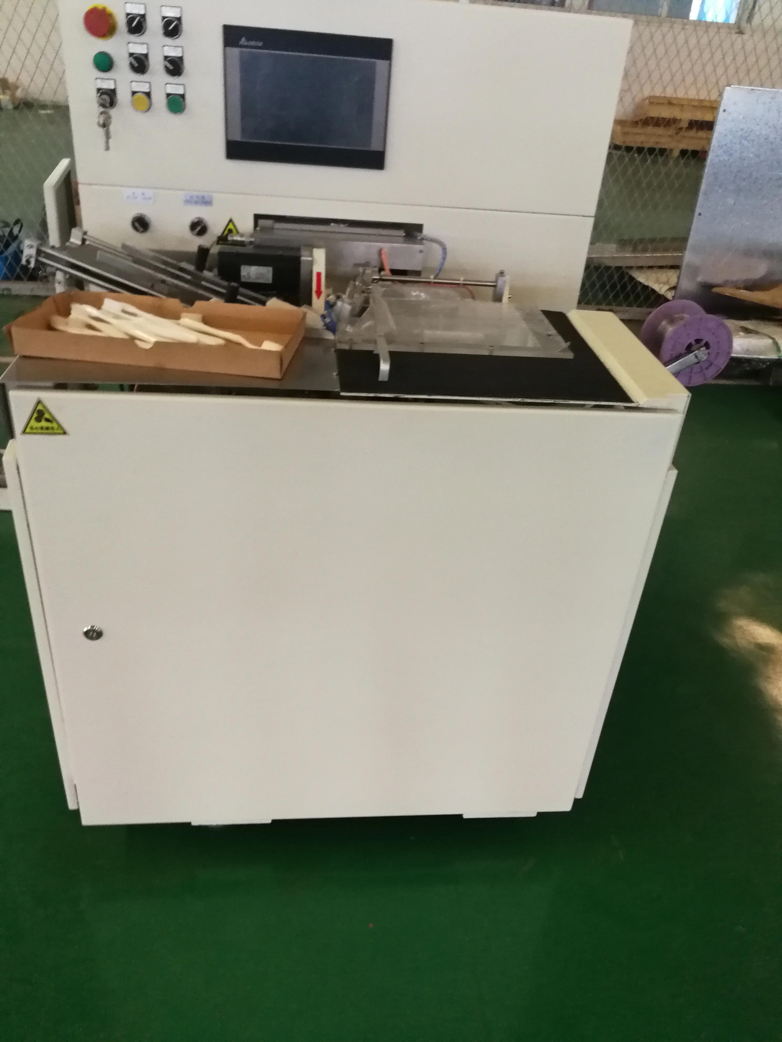 
High Speed Toothbrush Machine/ Toothbrush Making Planting Machine/ Tufting Machine Toothbrush 