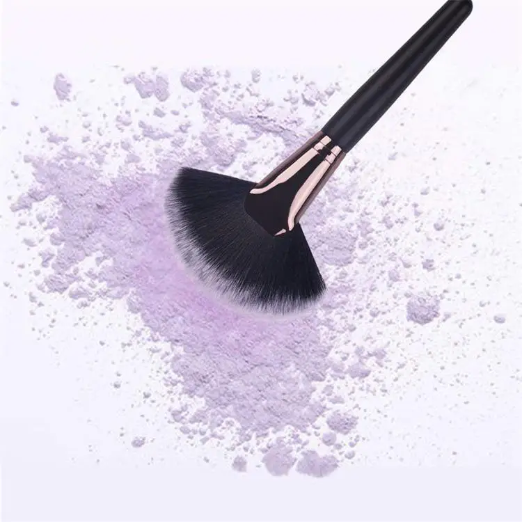 cosmetic tools.jpg