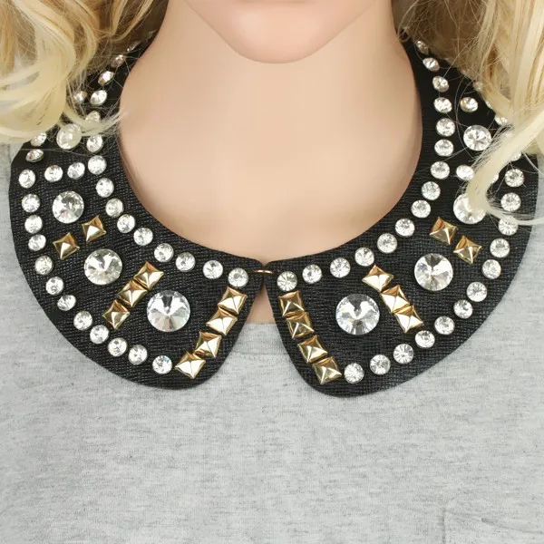 Wholesale Handmade Crystal Imitation Pearl Cluster Bib Chunkys Necklace