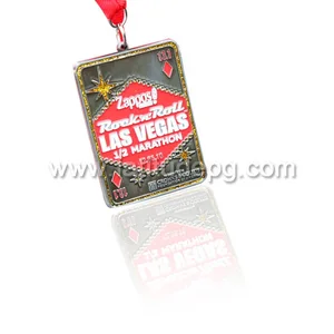 CR-MA71349_medal Brand new candle box luxury