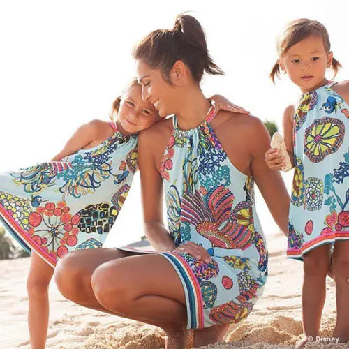 2019 Popular matching family outfits casual mom and daughter matching beach dresses