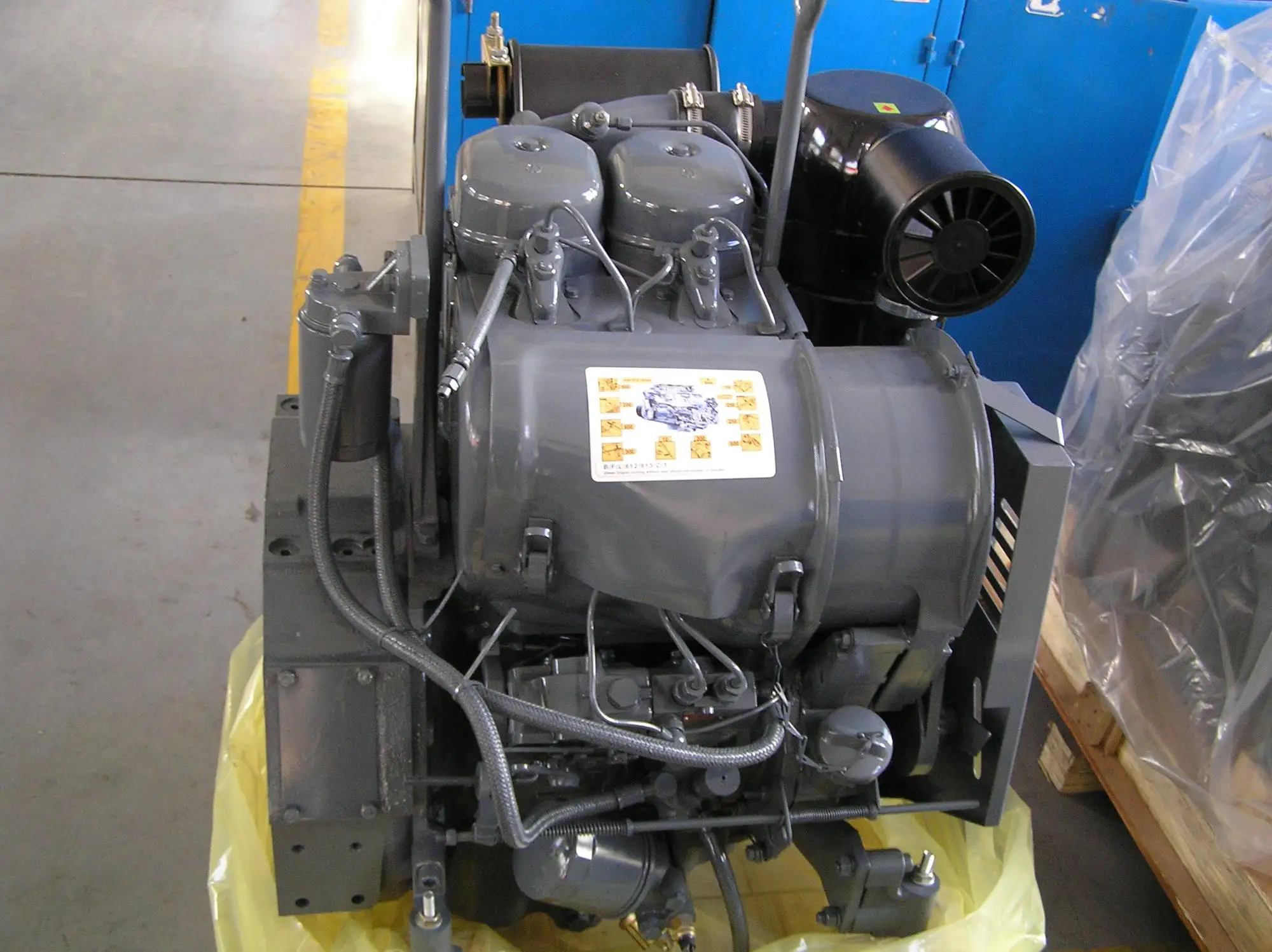 Deutz 2 Cylinder Diesel Engine F2l912 For Hydraulic Pump - Buy Deutz 2 ...