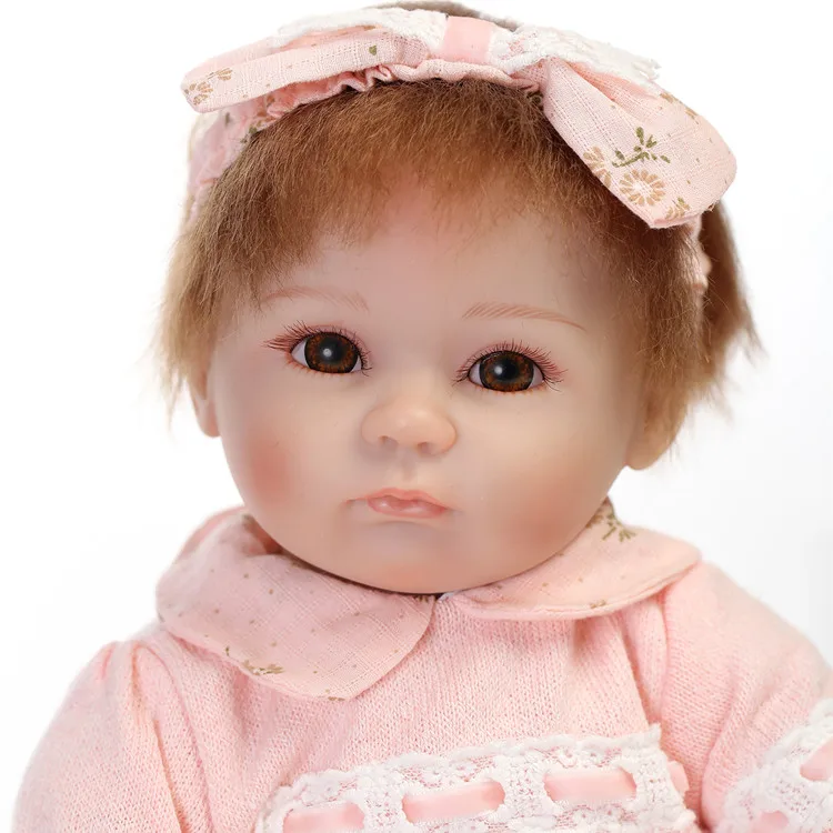 Puppen Die Wie Echte Babys Aussehen