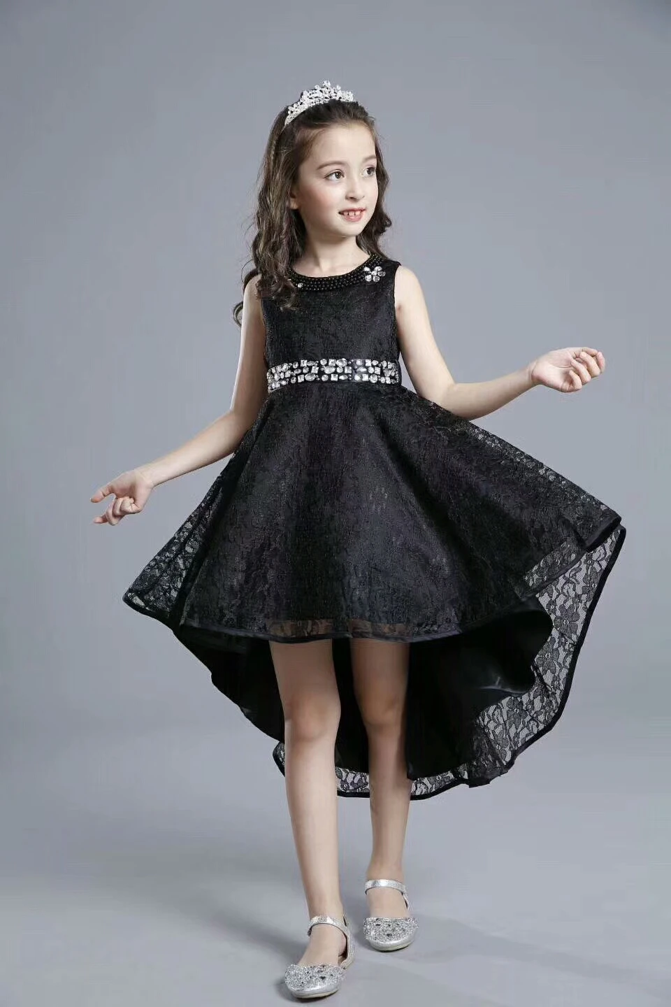 10 Year Old Dresses Take her wardrobe to the next level with the selection of girls dresses at Kohl's. The dresses for girls at Kohl's provide a special look for that special occasion. Kohl's offers dresses for girls of all ages, including baby girl dresses, toddler girl dresses and up.