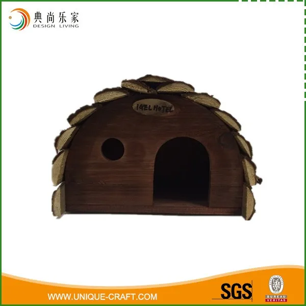 Manufacturer hotsale handmade wooden hedgehog house