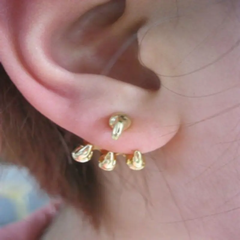 

Korean new arrival crazy personality 3D silver golden claw earrings