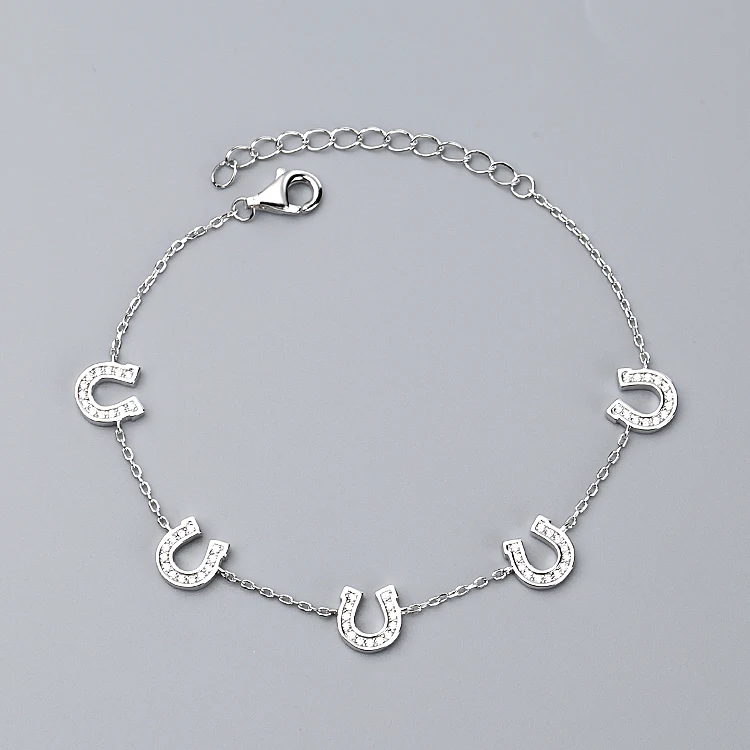 Uniquely designed wedding horseshoe  shape lucky bracelet