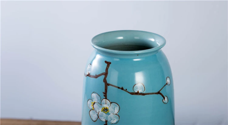 China creative ceramic hand painted fancy flower vase