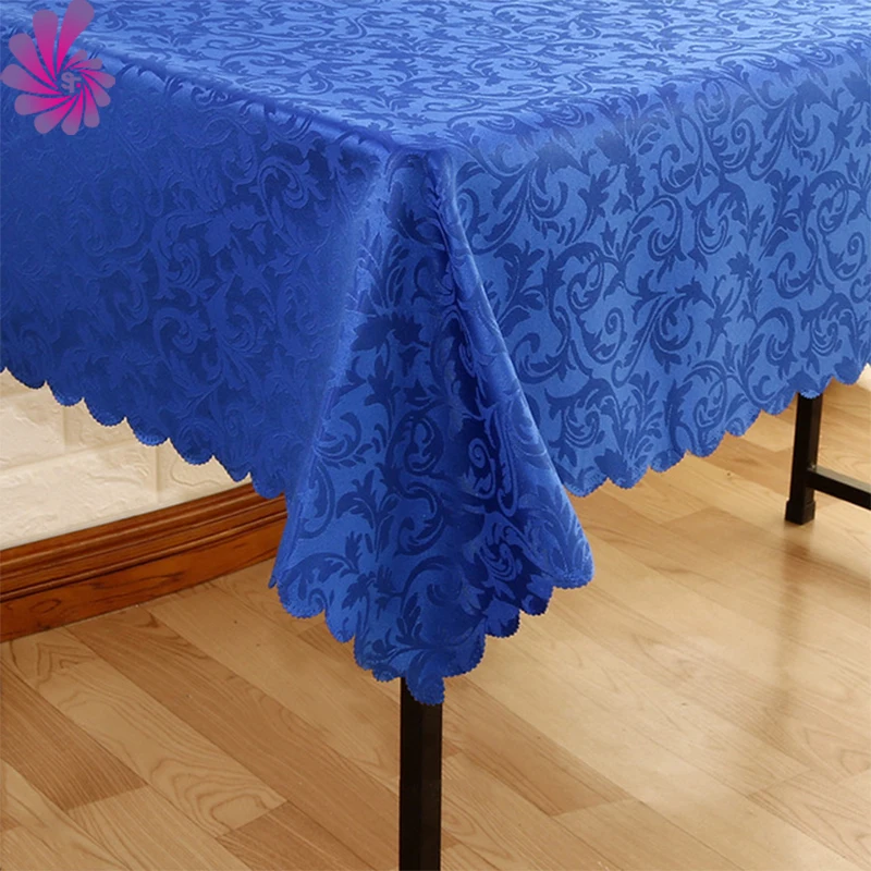 100% Polyester Jacquard Table Cloths Available in Different Patterns