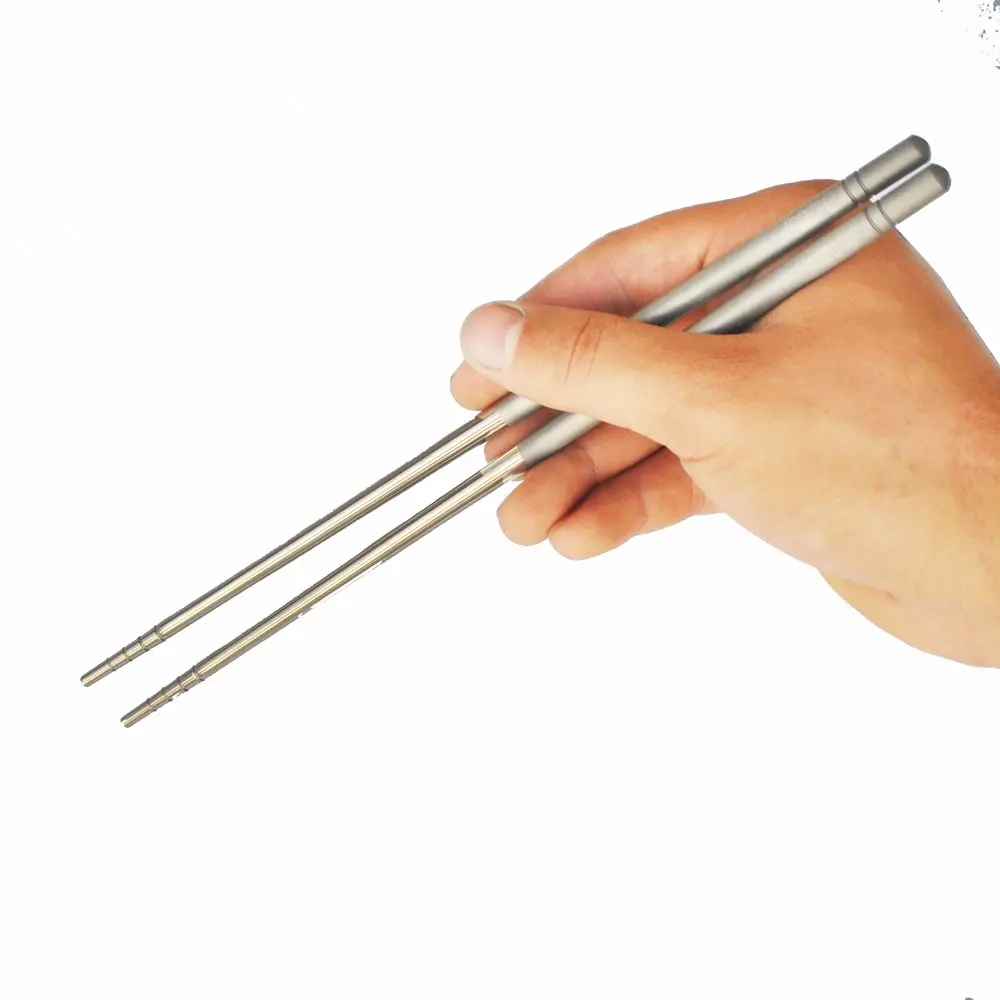 TiTo outdoor tableware solid Titanium chopsticks camping picnic hiking chopsticks 1 pairs (Short titanium chopsticks, 6x160mm)