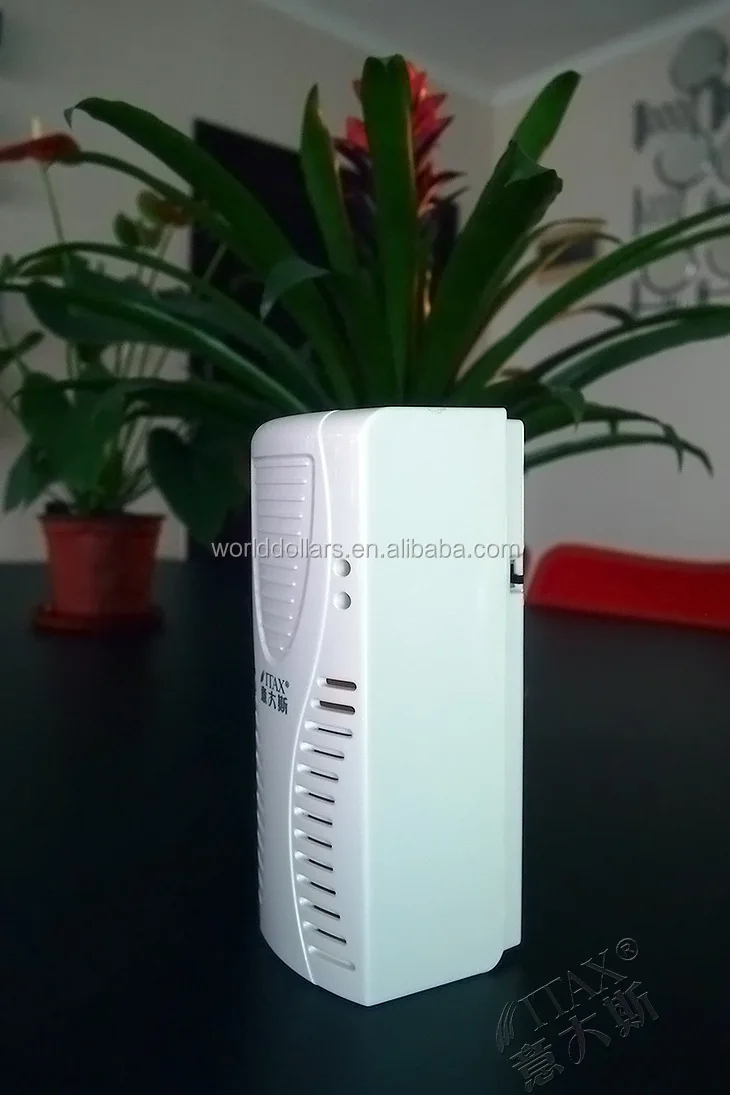 Solid Fan Type Electric Air Fresheners Dispensers Automatic Perfume
