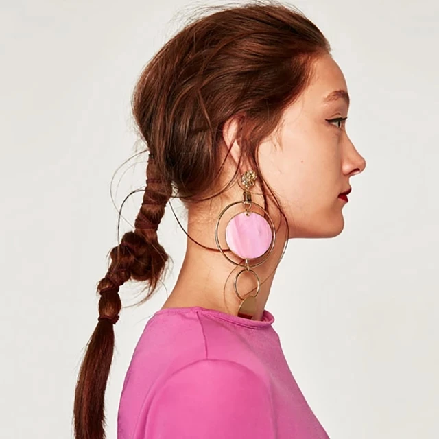 

JuJia Stock New Arrival Fashion Trend Jewelry Metal Long Big Pendant Stud Earrings Wholesale Fashion Earring For Women