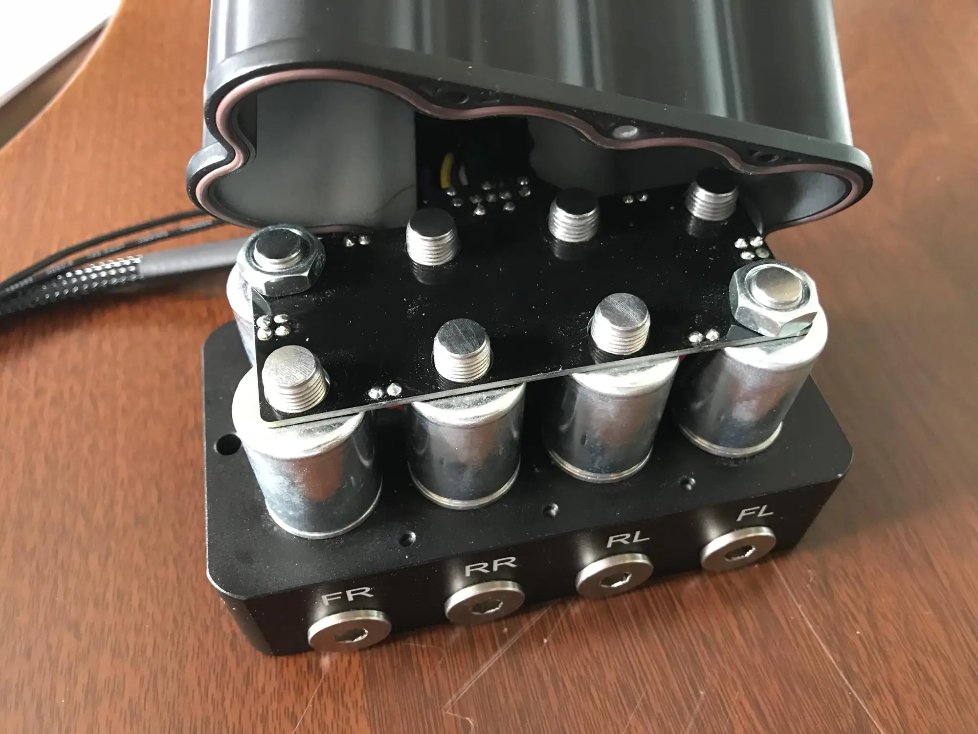 Accuair Dc12v Vx4 Air Ride Suspension Manifold Block Valve Airride