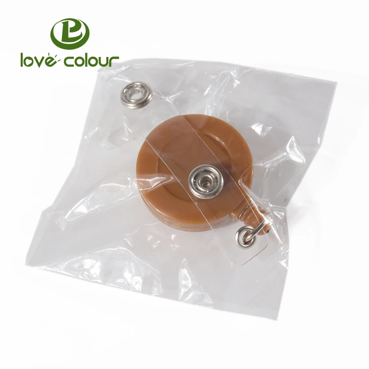 badge reel 0517B04