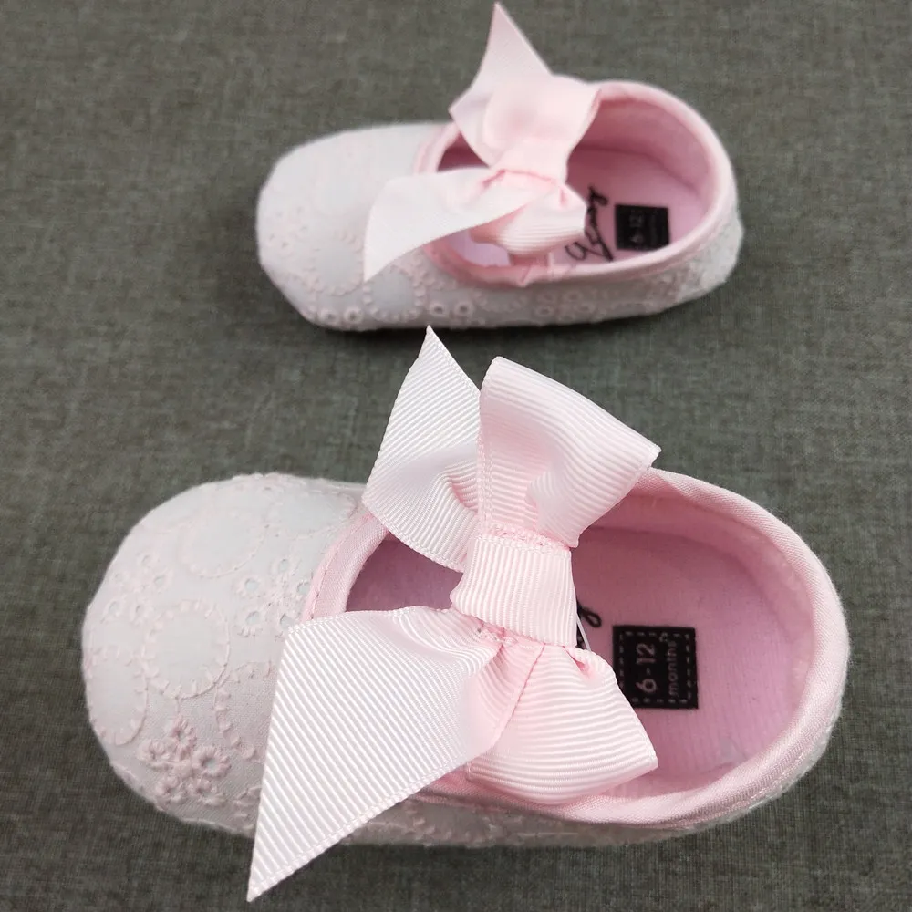UWESPRING Newborn Baby Shoes Cute Animals Soft Sole Prewalker with Socks 