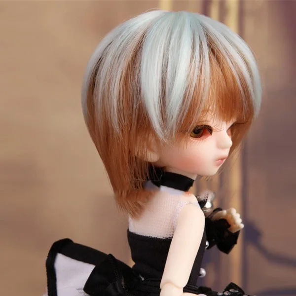 

Heat resistant short light blue and brown blend BJD doll wigs