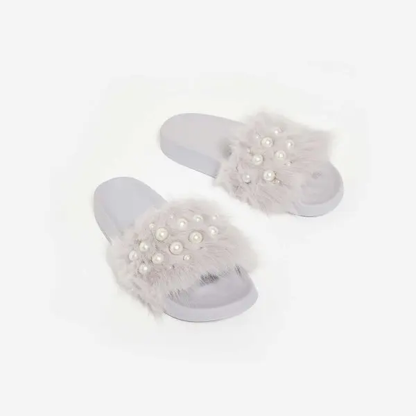 white fluffy slippers womens