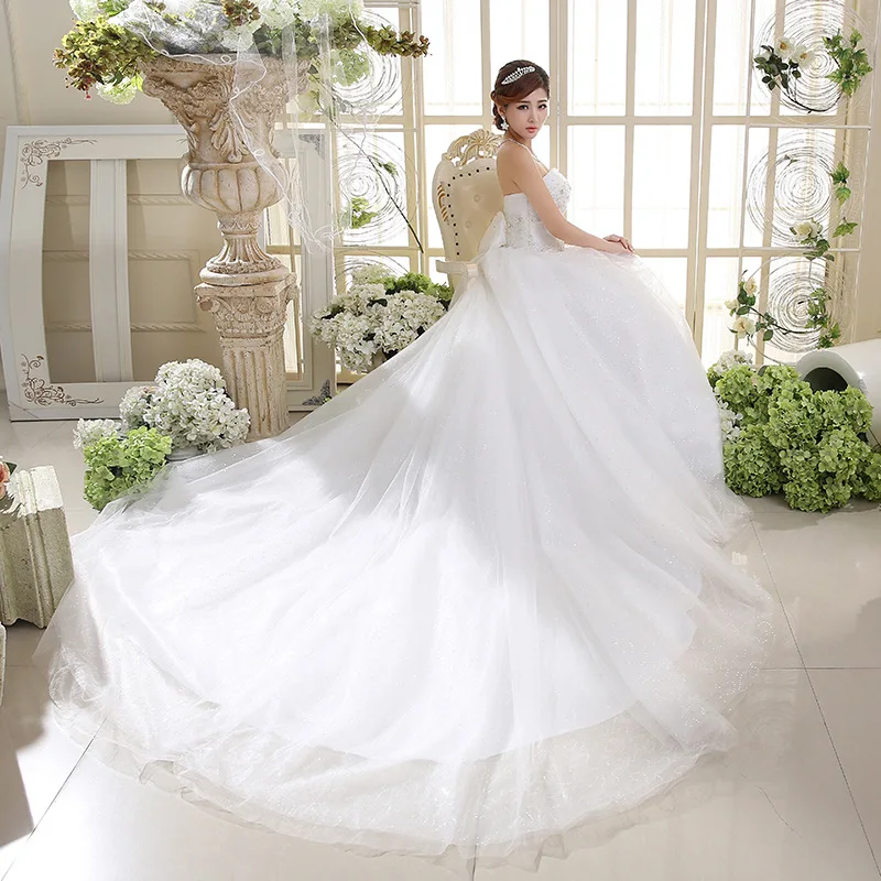 

2019 China Factory Wholesale Vintage Strapless Wedding Gowns With Long Tail