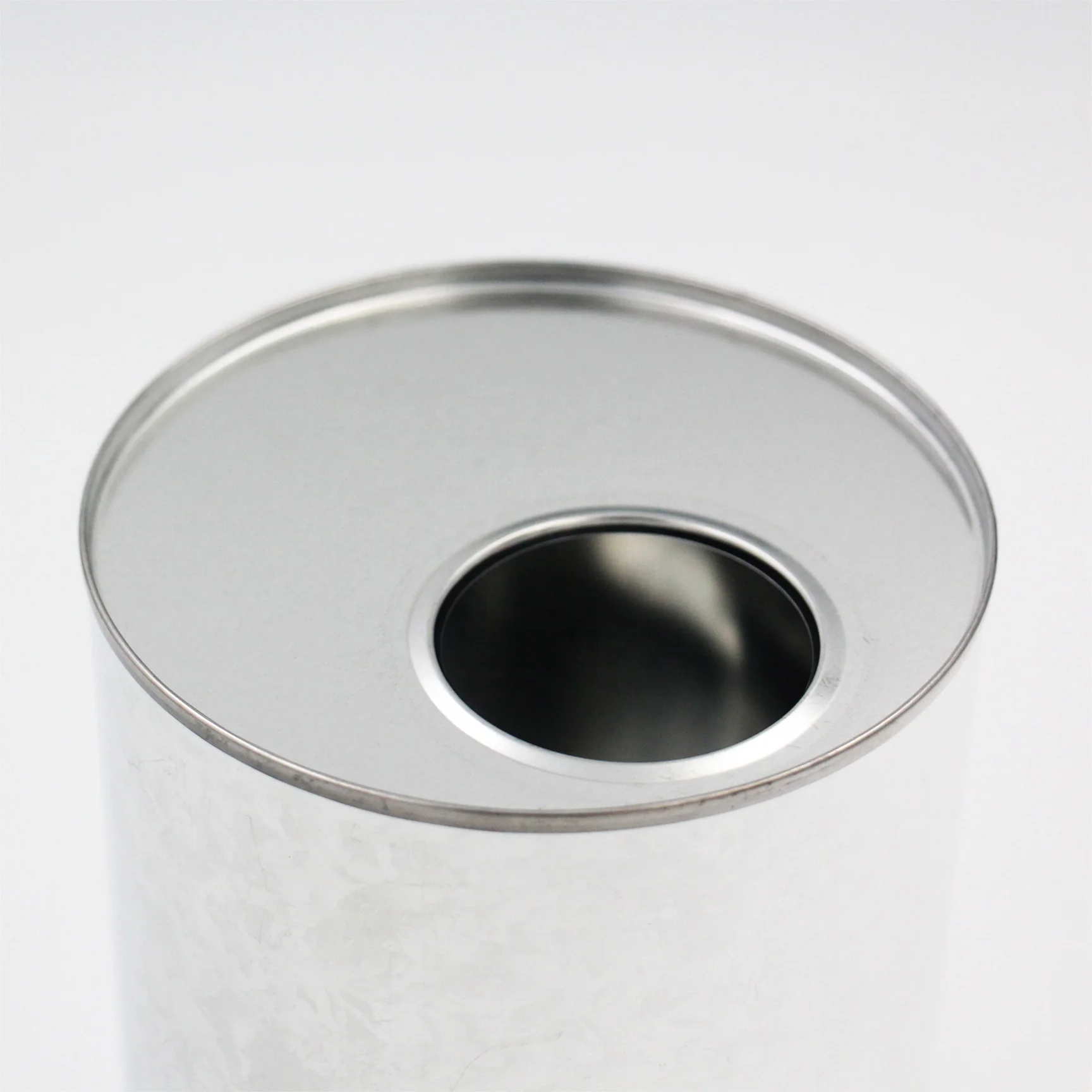 
Tin pail with lid paint container metal can 