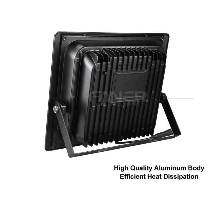 solar led flood light.jpg