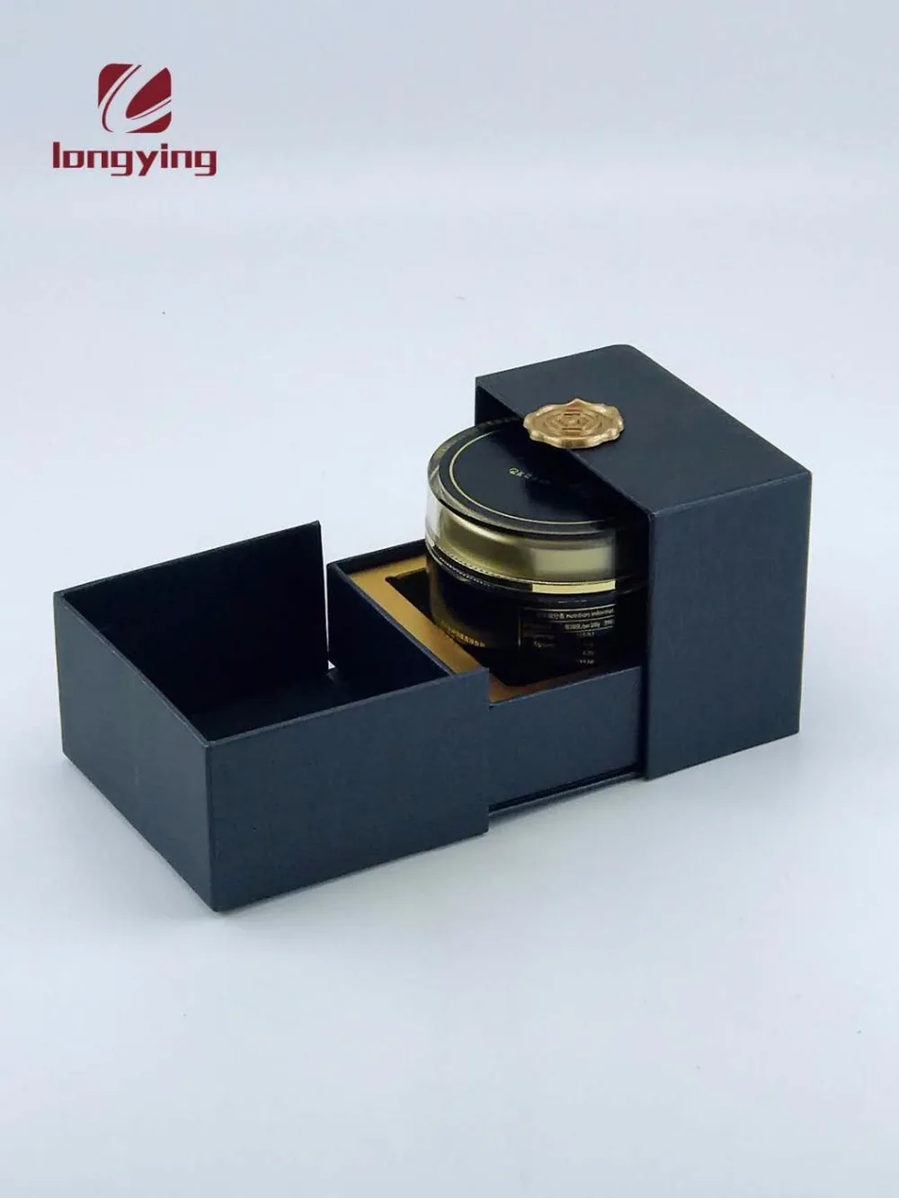 Custom Luxury Matte Black Cardboard Gift Box with Gold Stamping Logo ...