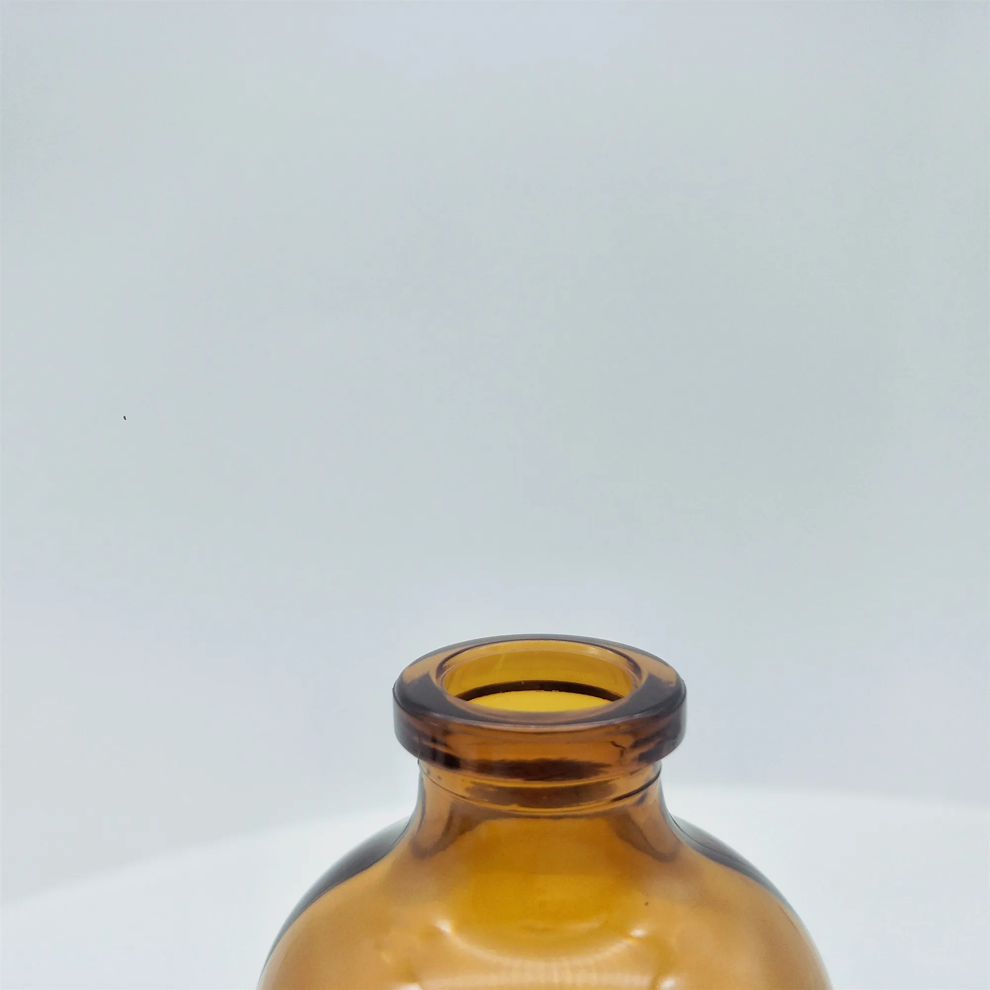 Флакон антибиотика. Антибиотик в стеклянной баночке. Medical Amber Glass Vial with Lid.