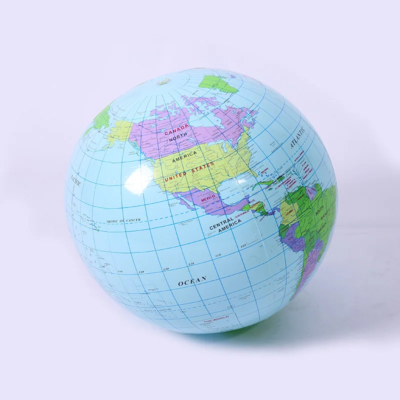 Opblaasbare wereldkaart transparante vierkante cube pvc plastic materiaal giant strand bal