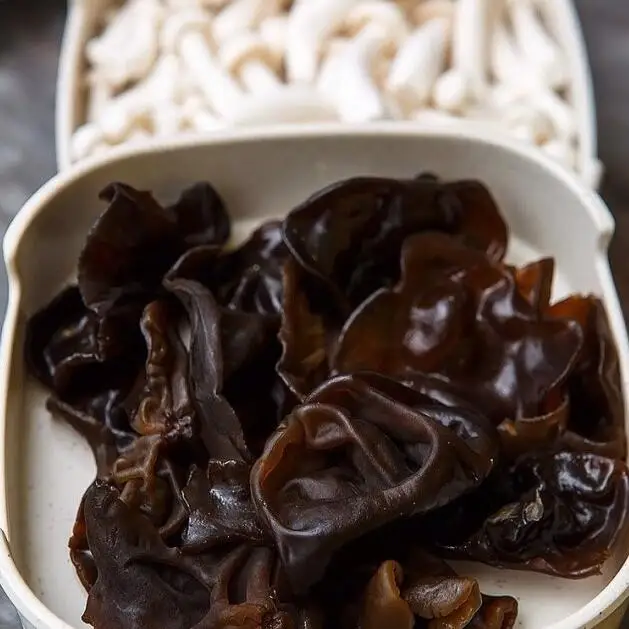 
Herb medicine dry fungus or wood ear 