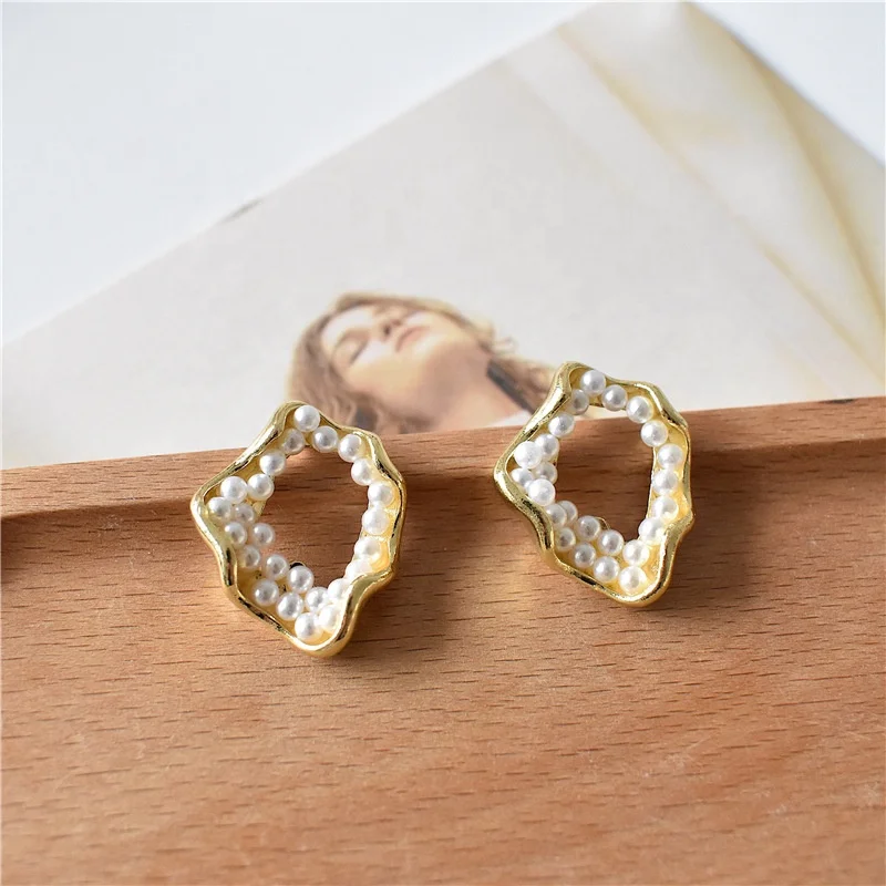 

Temperament hollow irregular geometry shell pearl beaded earrings for women, As picture shows