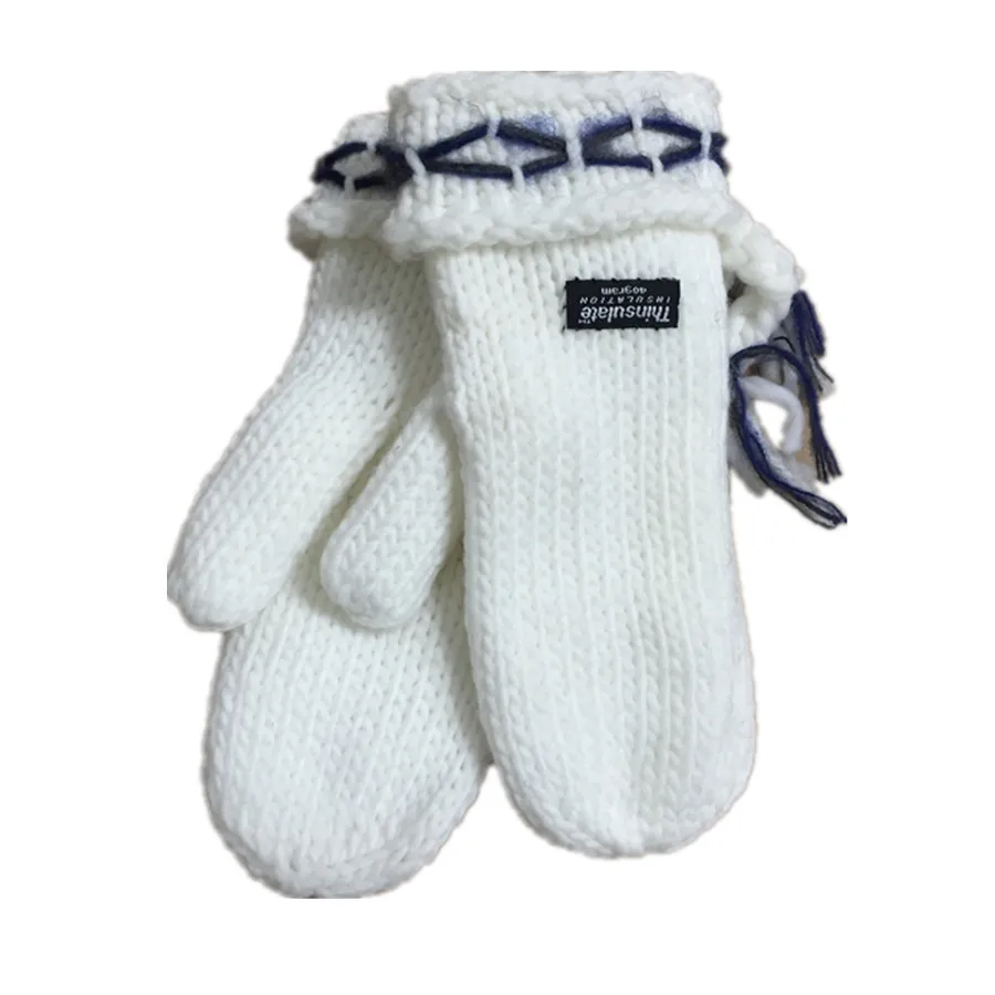 100% polyester knitted mittens