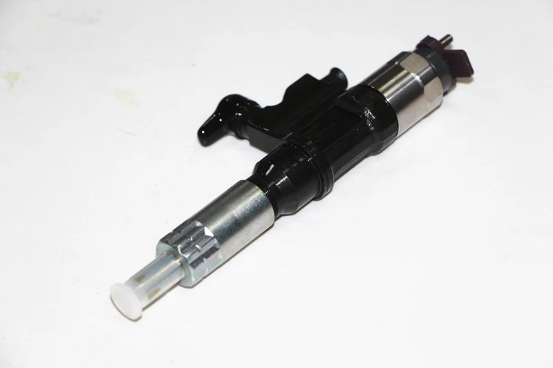 Top Suppliers Injector Nozzle Assy For 4le2 Fuel Nozzle Holder Assembly