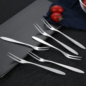 Image of Wholesale Stainless Steel 18/8 Flatware Cake Pizza Fruit Forks hight quality