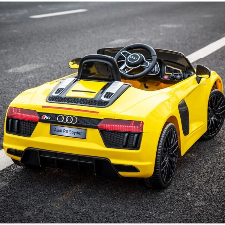 Audi r8 Spyder РіРѕР»СѓР±РѕР№