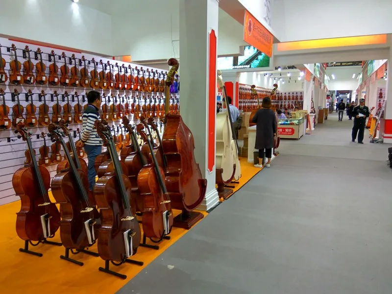 sinomusik violin booth in shanghai  (1).jpg