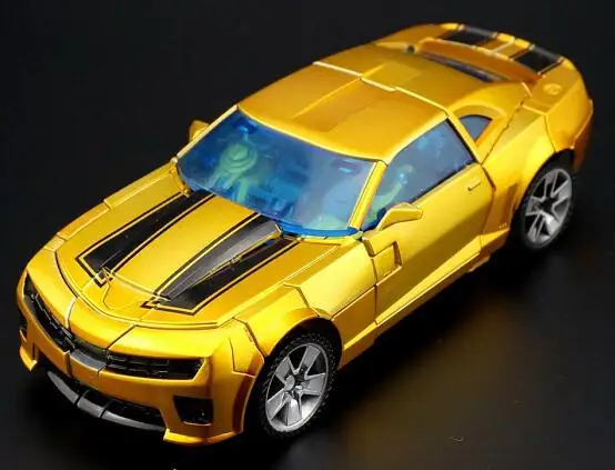 New Arrival Golden Metallic Colour Bumblebee Robot WK02 Action Figures Classic Toys For Boys Car With