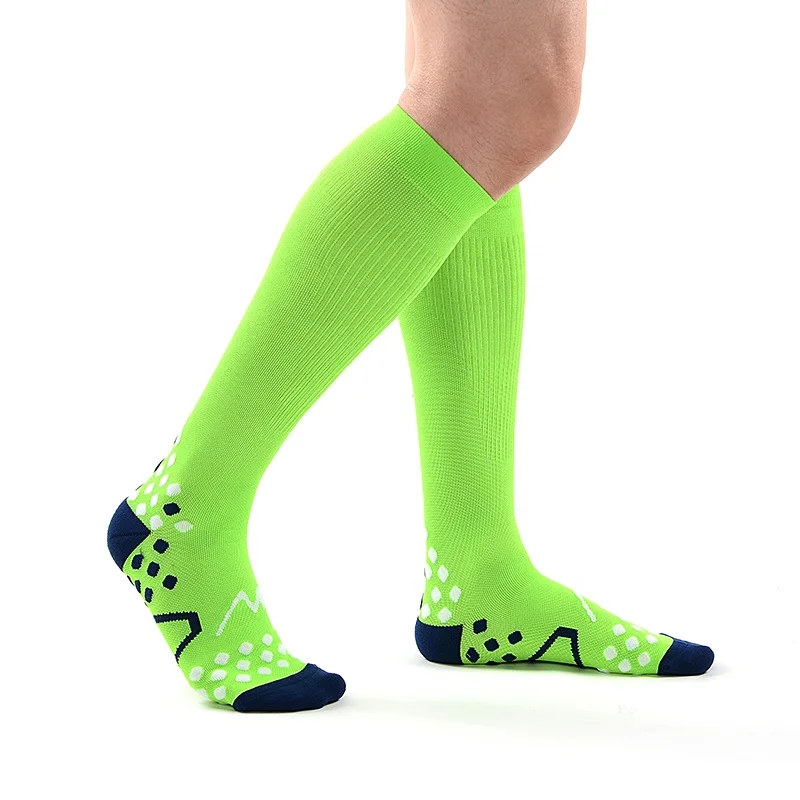 

MEIKAN New Design Antislip Men Women Outdoor Sox Custom High Knee Athletic Running Socks Long Compression Sports Socks