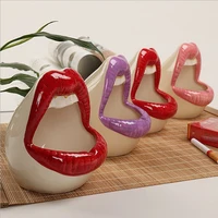 

Creative personality hand painted buck teeth big lip fashion lovely ceramic ashtray gift sets