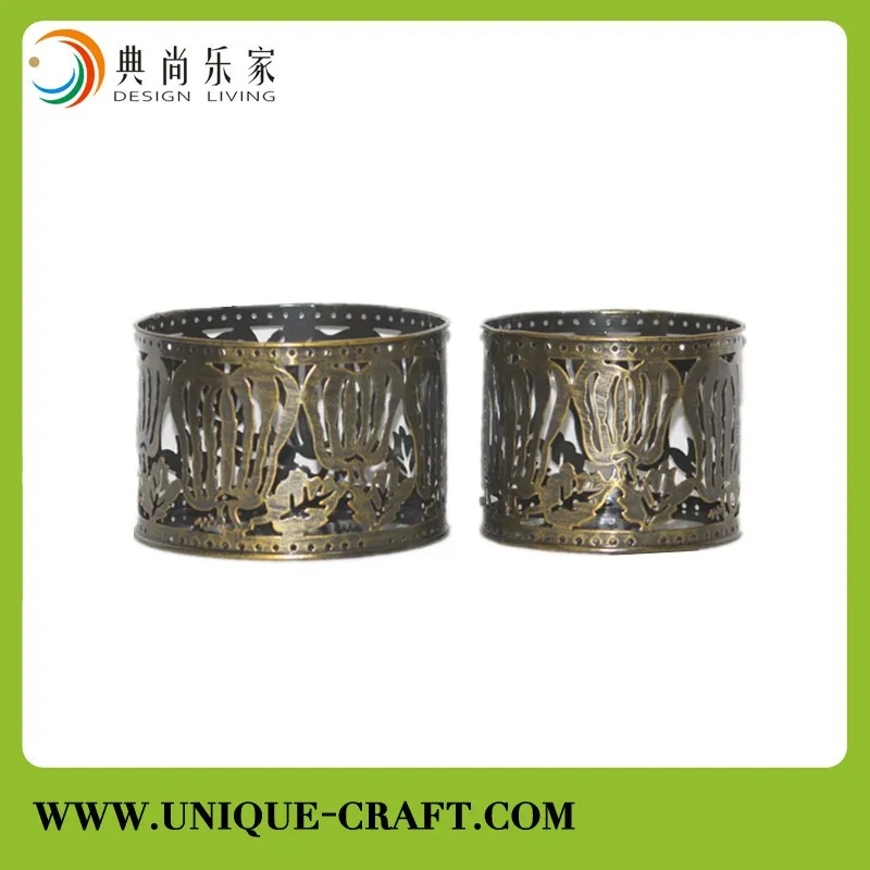 2017 cheap price metal hollow-out candle holder